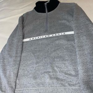 American Eagle sweater M